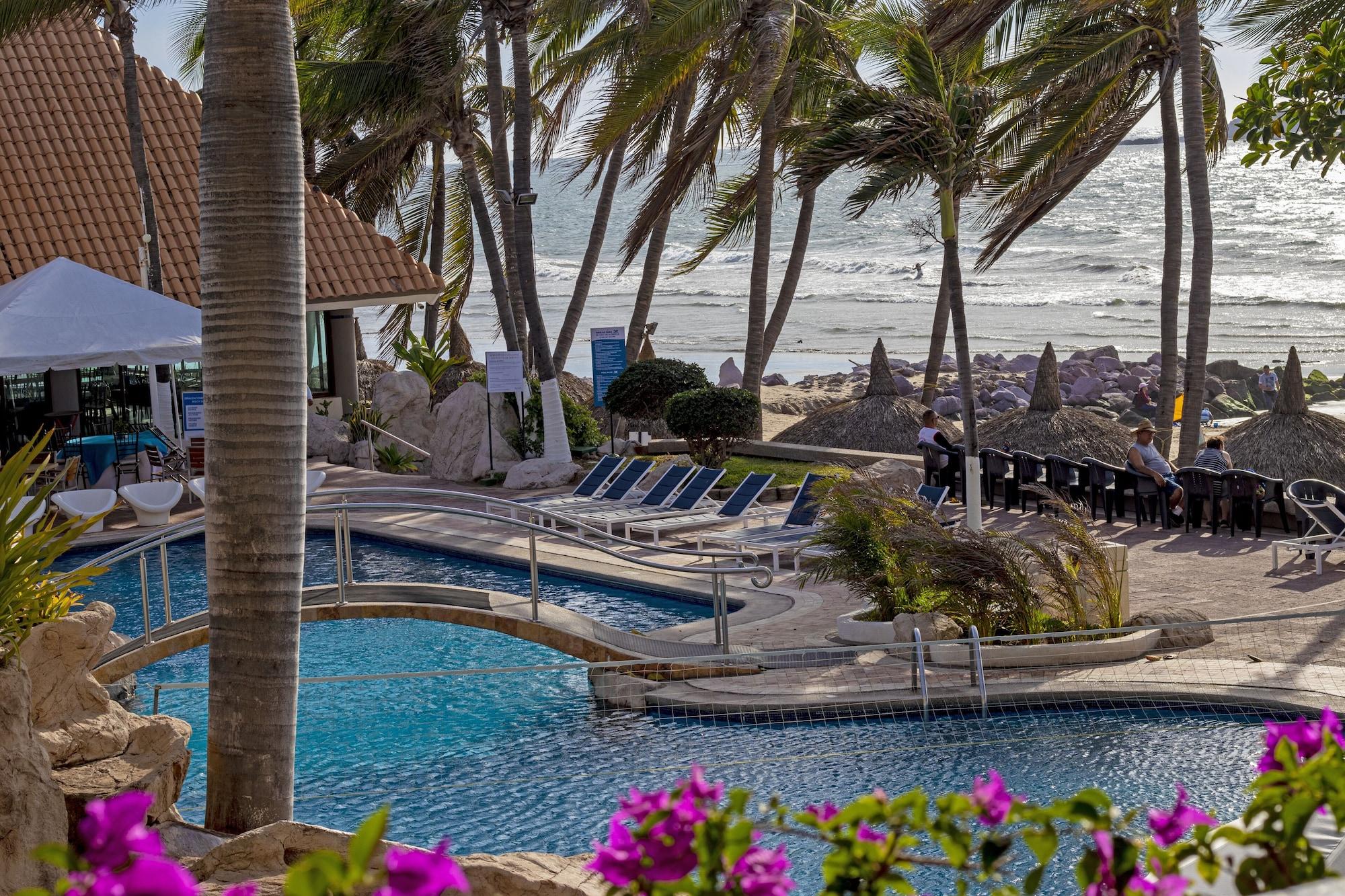 Luna Palace Mazatlán Εξωτερικό φωτογραφία